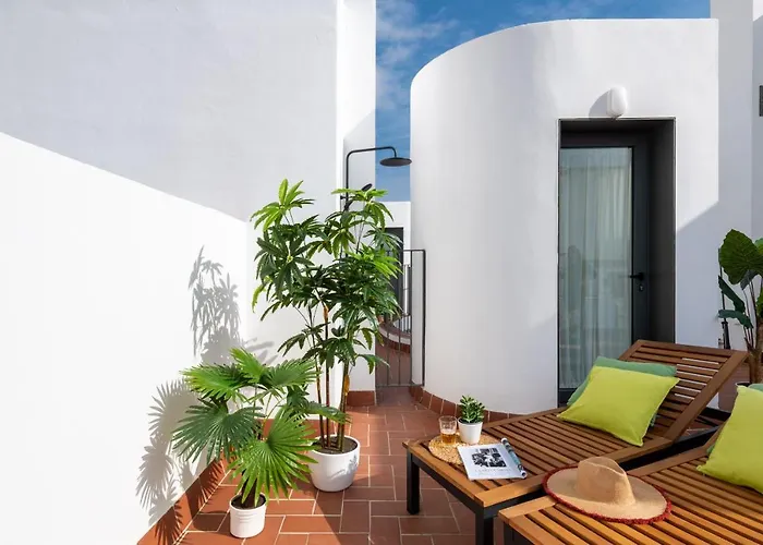 Avanti Clavel, La Terraza Te Conquistará * Siviglia
